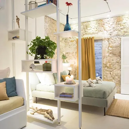 Apartment In Ortigia