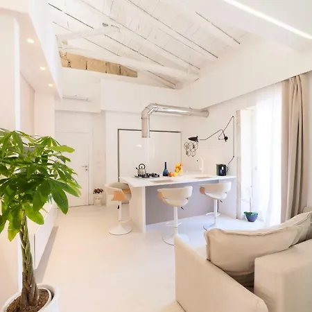 Apartment In Ortigia